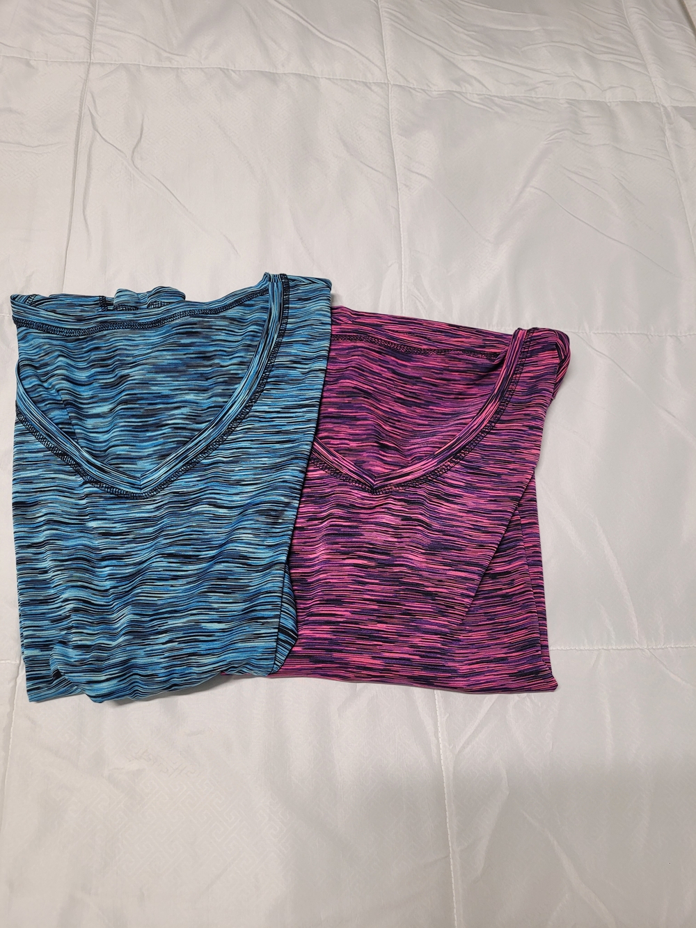 Women’s Jockey  V-Neck Performance Top - Blue & Pink